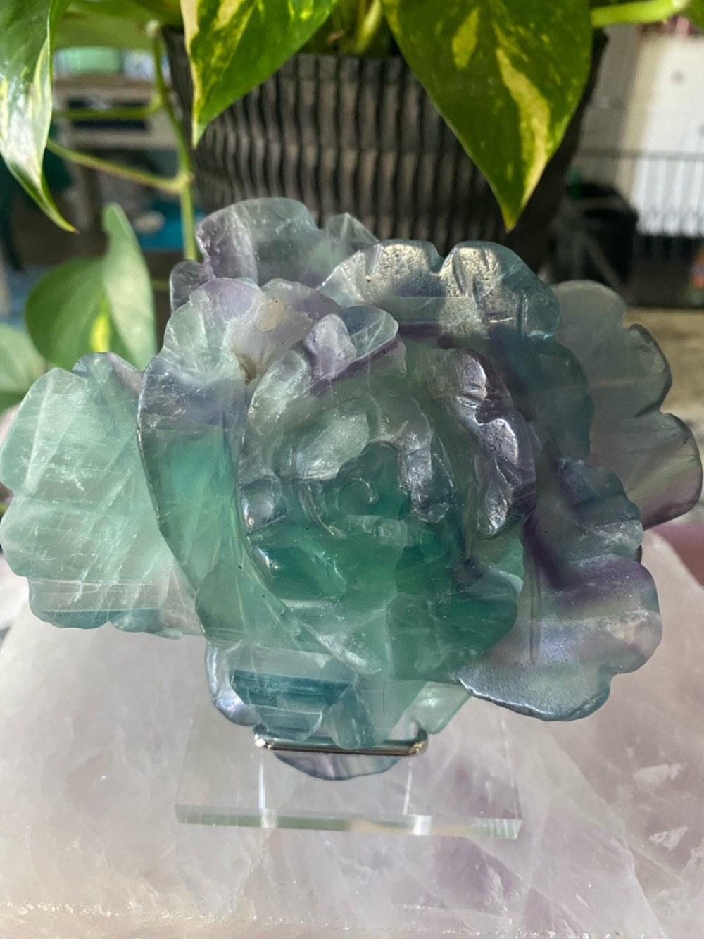 Artisan Carved Flower Sculpture in Green and Purple Fluorite - Picture 8 of 9